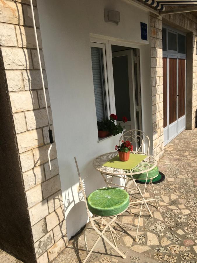 Studio Apartman Jojo Lejlighed Senj  Eksteriør billede