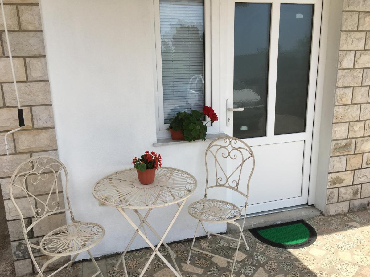 Studio Apartman Jojo Lejlighed Senj  Eksteriør billede